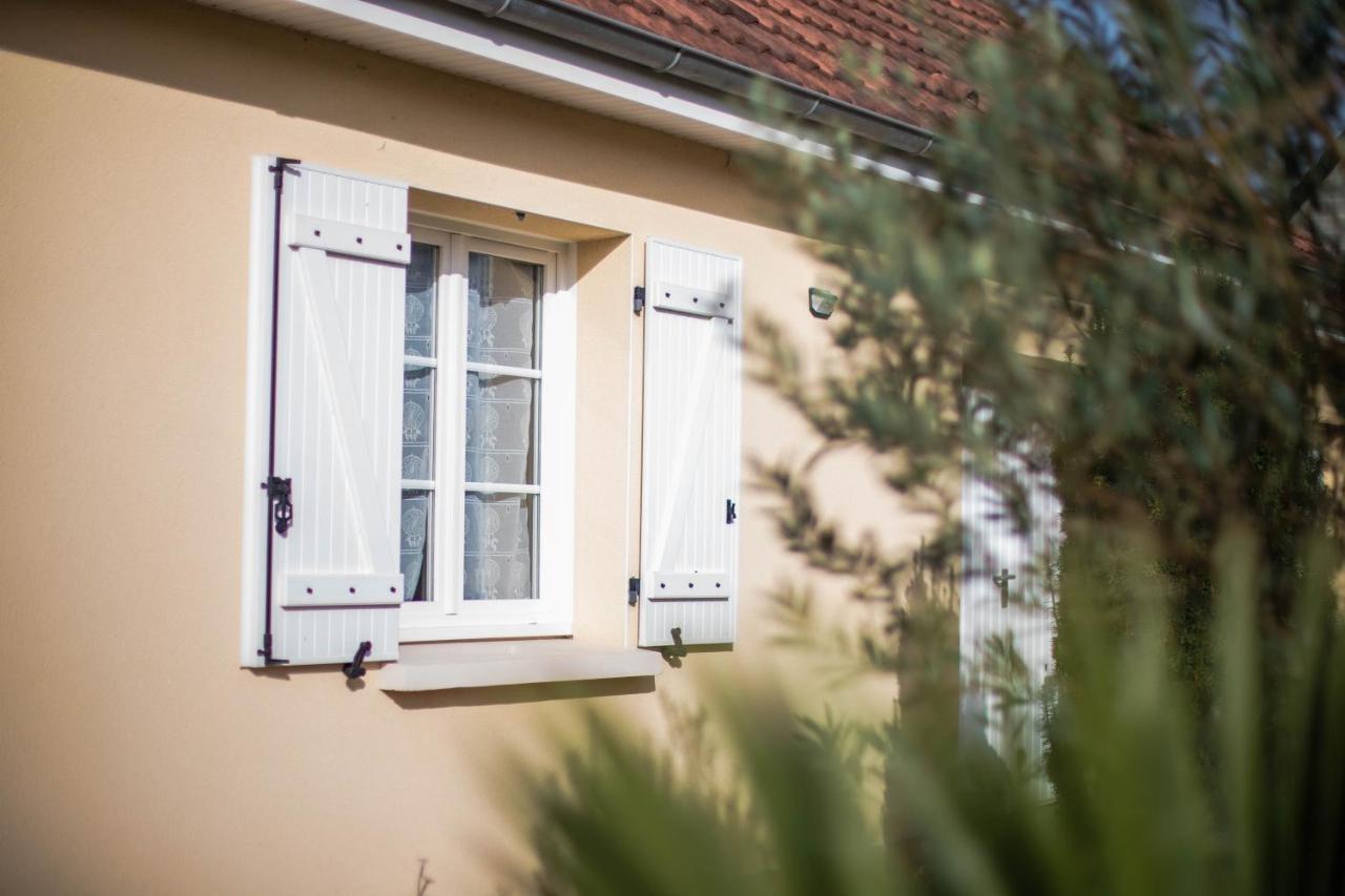La Maison D'Elise Panzió Dollon Kültér fotó